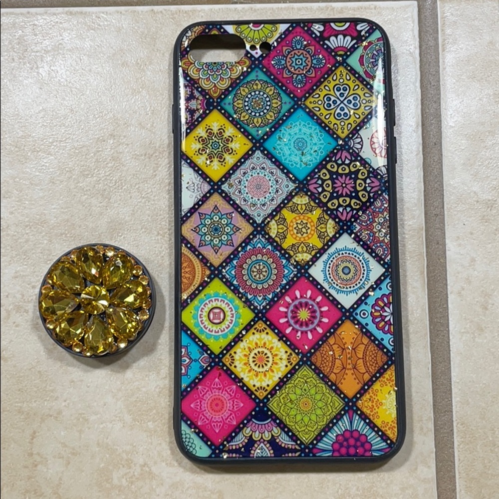 iPhone 8 Plus phone case w/ pop socket